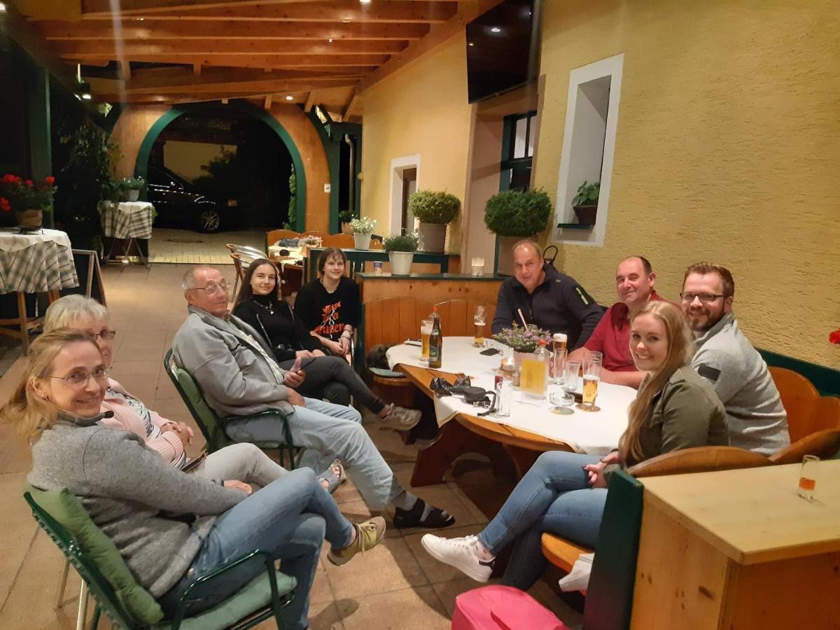 Hotel Landhof Simeter Gmbh ชปิททาลอันแดร์เดรา ภายนอก รูปภาพ